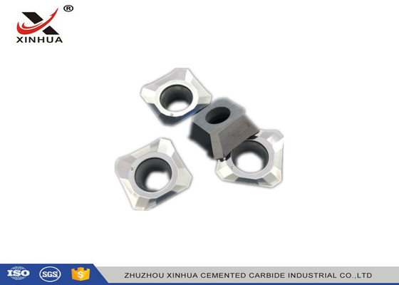 China SEKT1204 Hartmetall-Prägeeinsätze für das Aluminium, das gute Starrheit maschinell bearbeitet usine